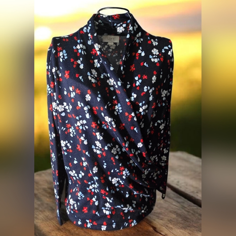 LOFT Floral Patterned Faux Wrap Knit Top in Navy and Red Size S